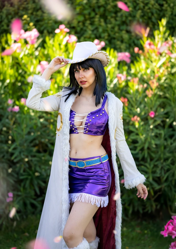 Cosplay Nico Robin Alabasta por Soyittara con traje vaquero