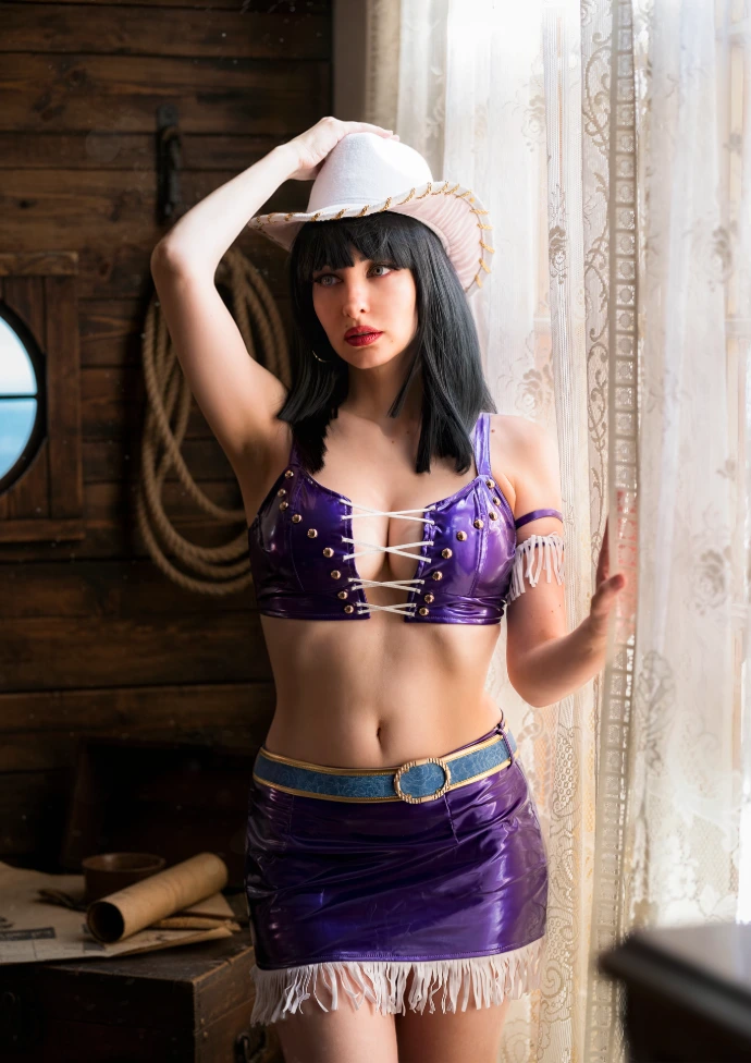 Recreación de Nico Robin Alabasta por Soyittara en un barco pirata